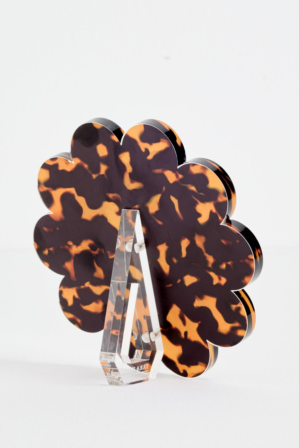Brosa Scalloped Acrylic Round Tabletop Vanity Mirror in Tortoise, product view 6