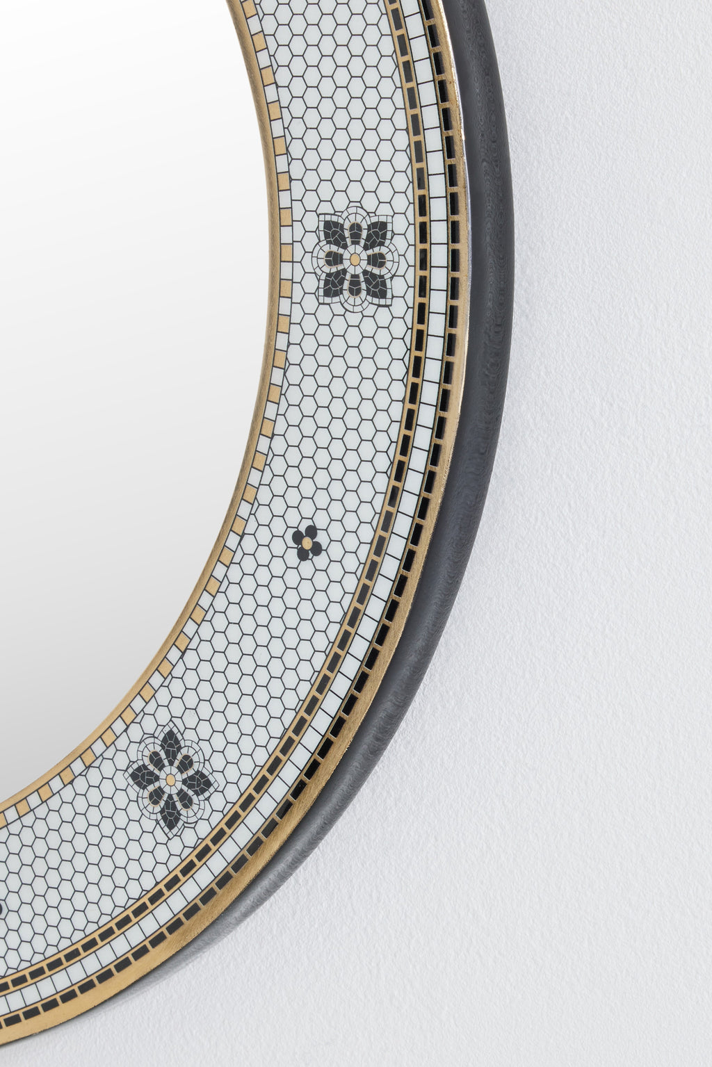 Kaffi Black and White Mosaic Tile Round Wall Mirror, 24k Gold Accents in Black & White Pattern, product view 3
