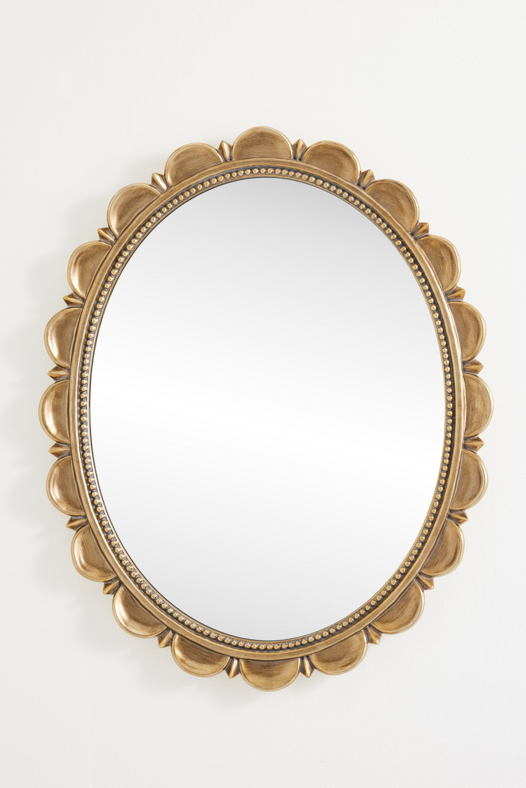 Harpa Scalloped Antique Gold Oval Wall Mirror in Brass, product view 2