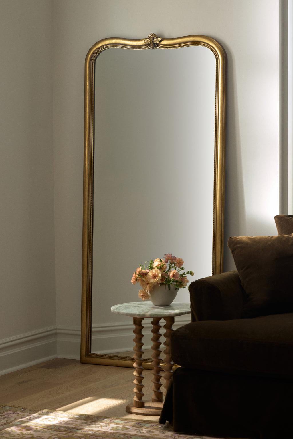 Sumar Bee Crest Arched Gold Floor Mirror in Brass, product view 1