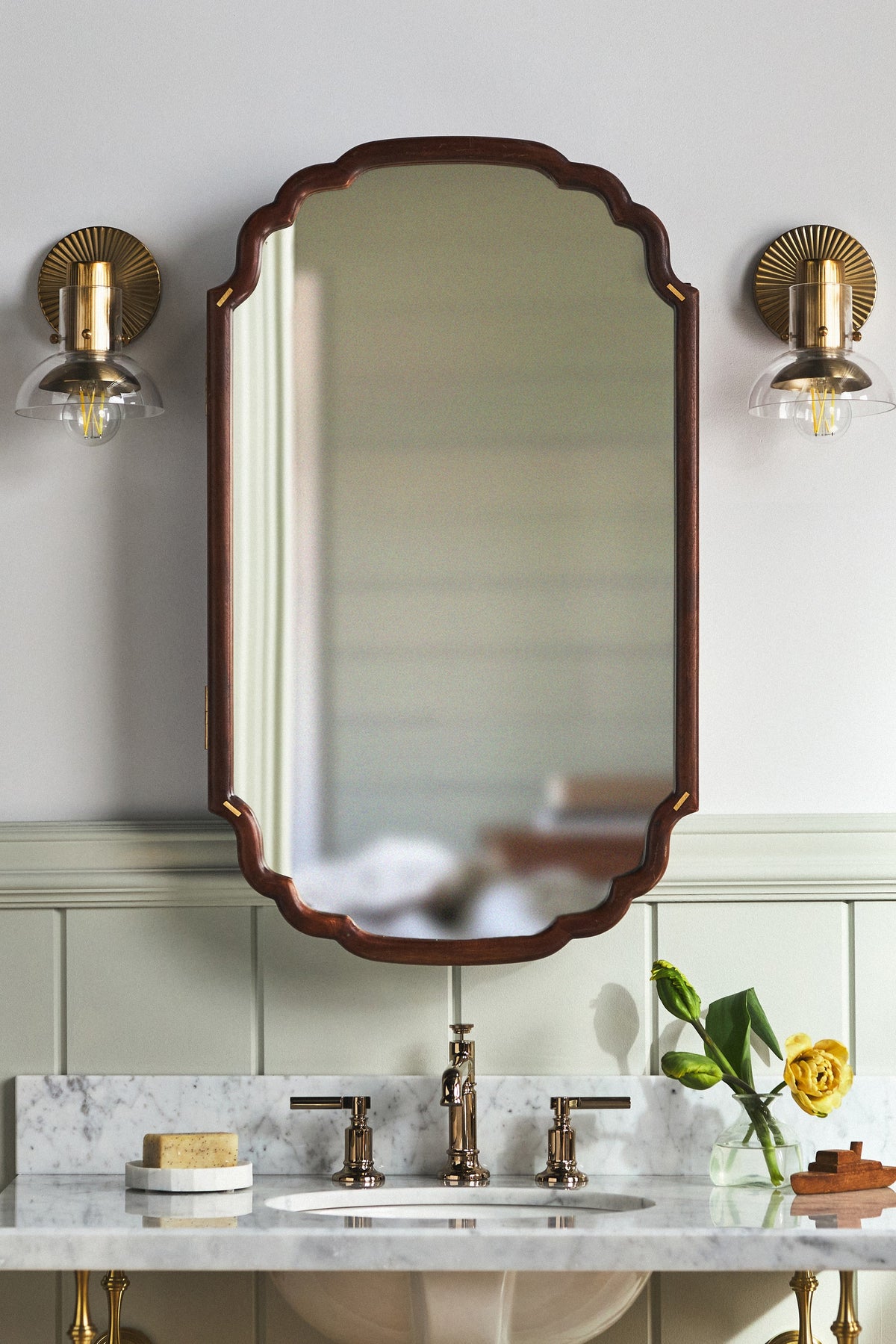 Vatn Acacia Wood Scalloped-Corner Medicine Cabinet in Acacia Brass, product view 1