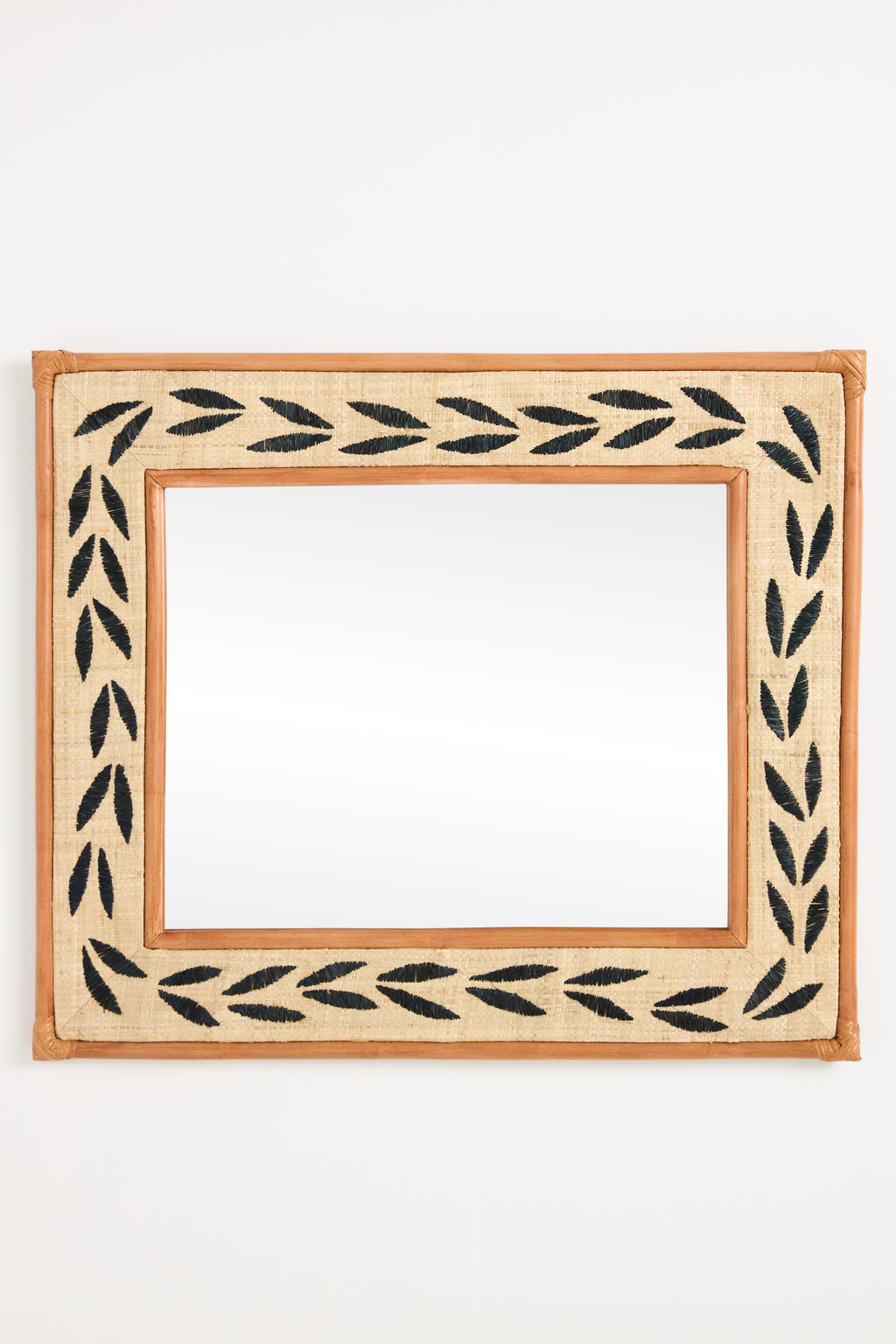 Burkni Woven Sisal Leaf-Pattern Rectangular Wall Mirror in 014 Neutral, product view 1